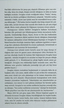 Load image into Gallery viewer, Otostopçunun Galaksi Rehberi - 5 Kitap (Ciltli): Beş Perdelik Bir Üçleme - Neil Gaiman'ın Özsözüyle