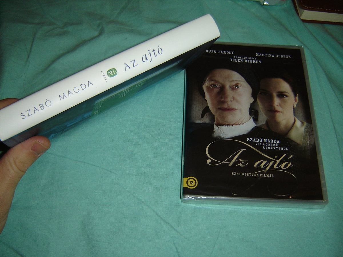 Az Ajto / Hungarian Language Book and The Door DVD / Hungarian Published Book and DVD Bundle / Szabo Magda / Director: Istvan Szabo