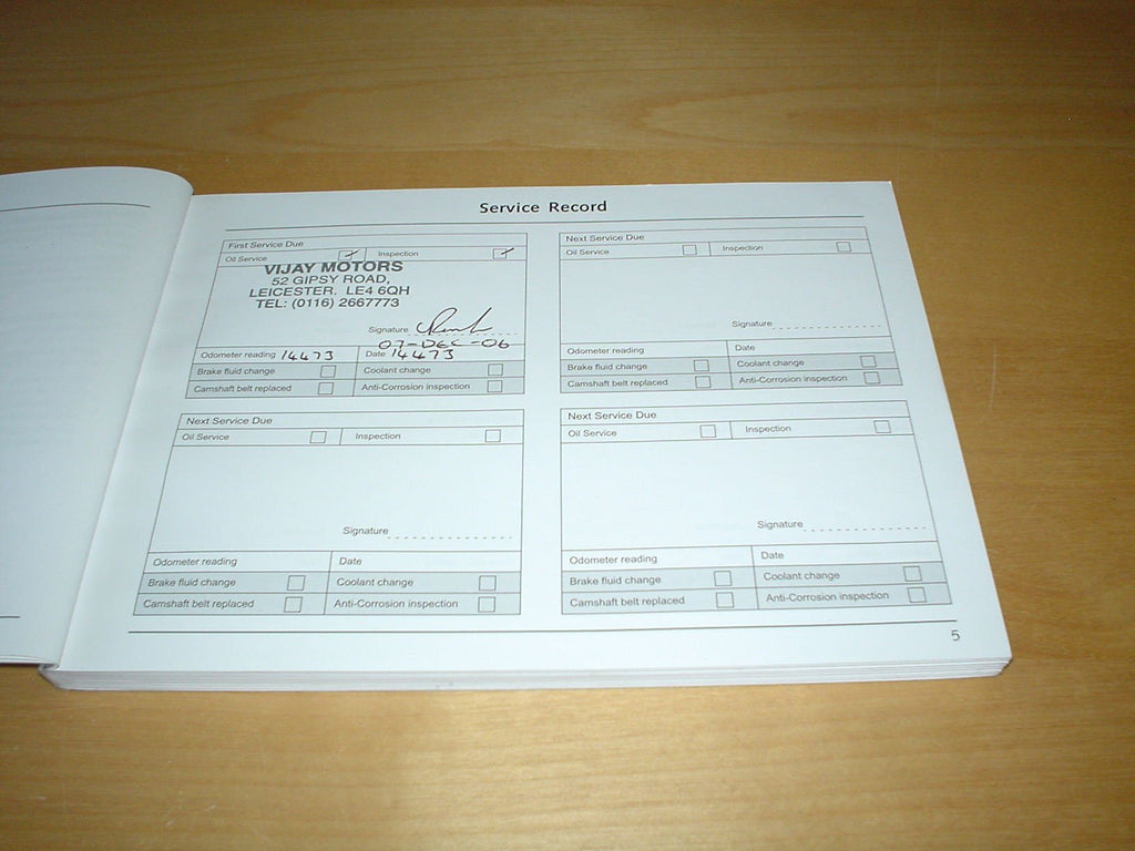 Mg ZR Owners Handbook & Used Service History Section C/w Wallet (2001 - 2005) MGZR - 1.1 L, 1.4, 1.6, 1.8, Petrol Engines 2.0 Litre Diesel Engines 105 120 160 - Owner's Hand Book Manual