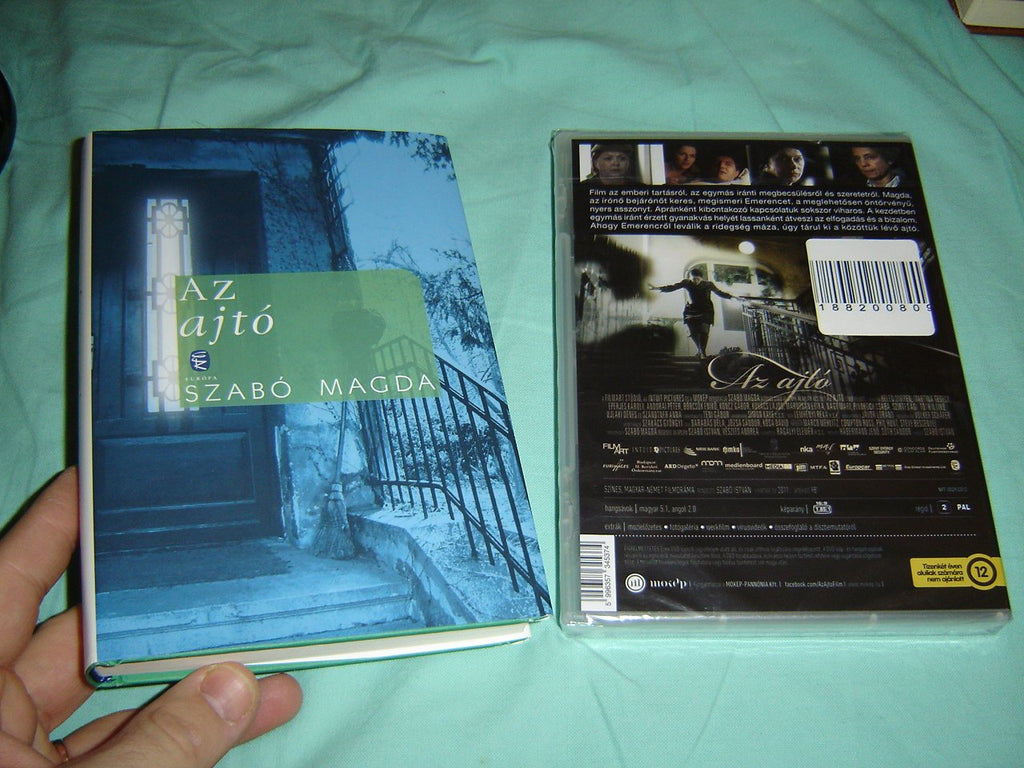Az Ajto / Hungarian Language Book and The Door DVD / Hungarian Published Book and DVD Bundle / Szabo Magda / Director: Istvan Szabo